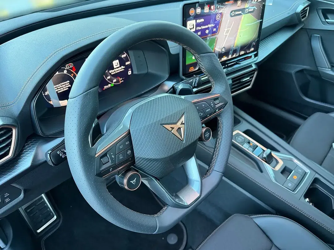 CUPRA Leon 1.5 eTSI DSG AUT Sportstourer - Thumbnail 8