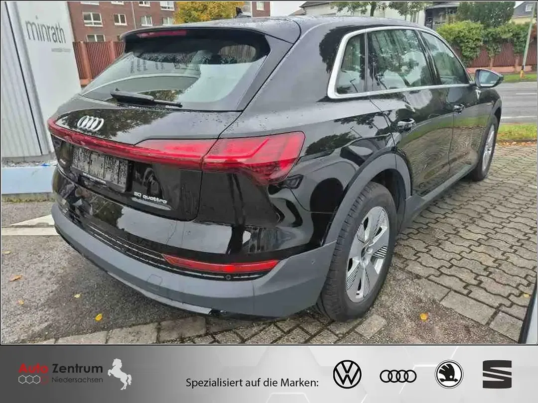 Audi e-tron 50 quattro - Thumbnail 4