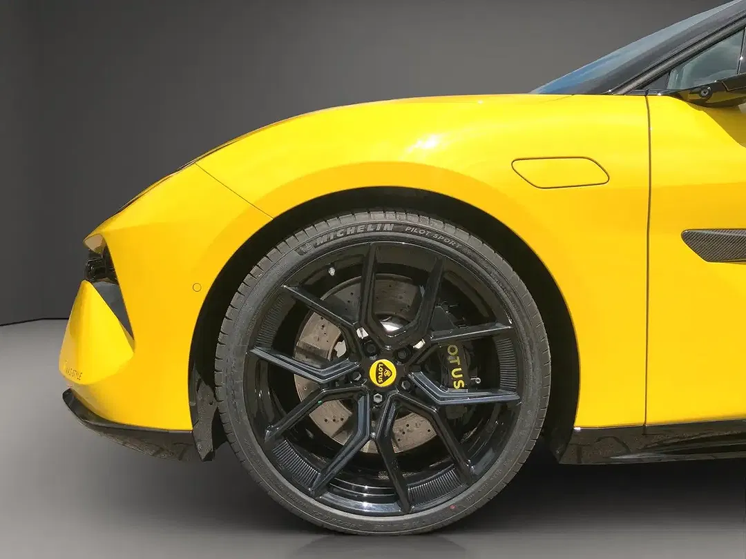 Lotus Emeya S - Thumbnail 10