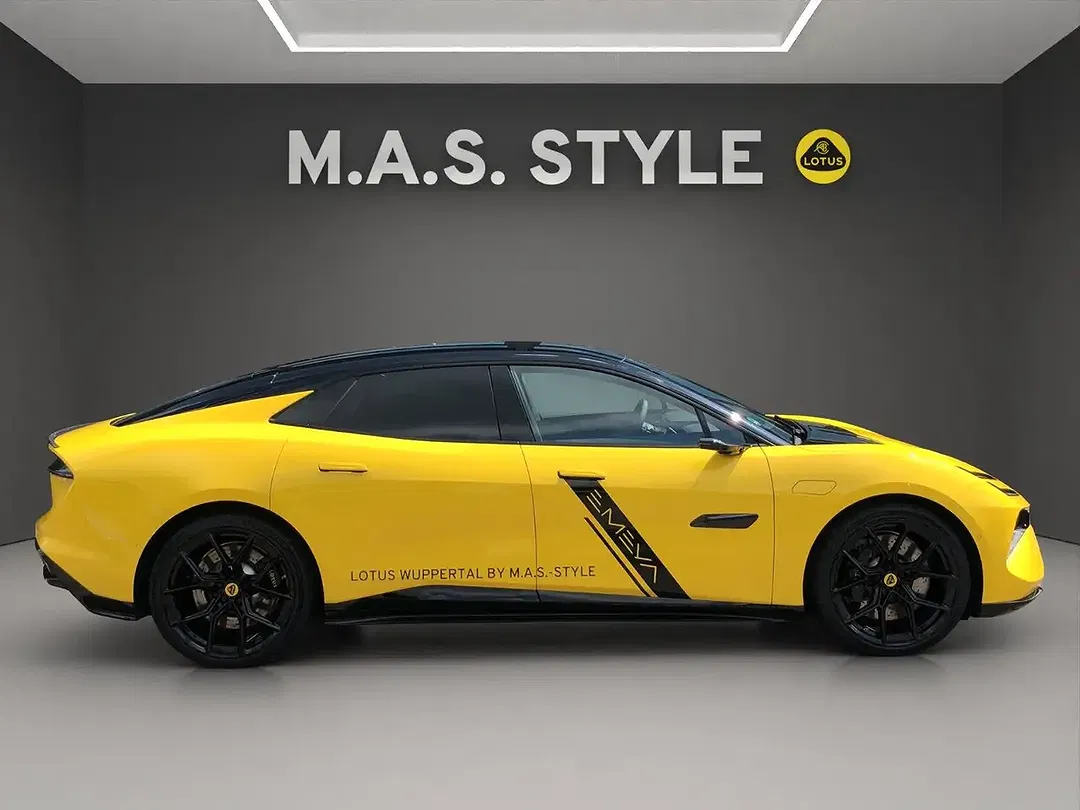 Lotus Emeya S - Thumbnail 9