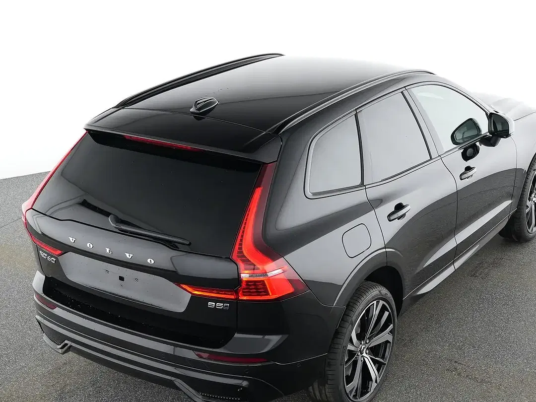 Volvo XC60 AWD Plus Dark - Thumbnail 9