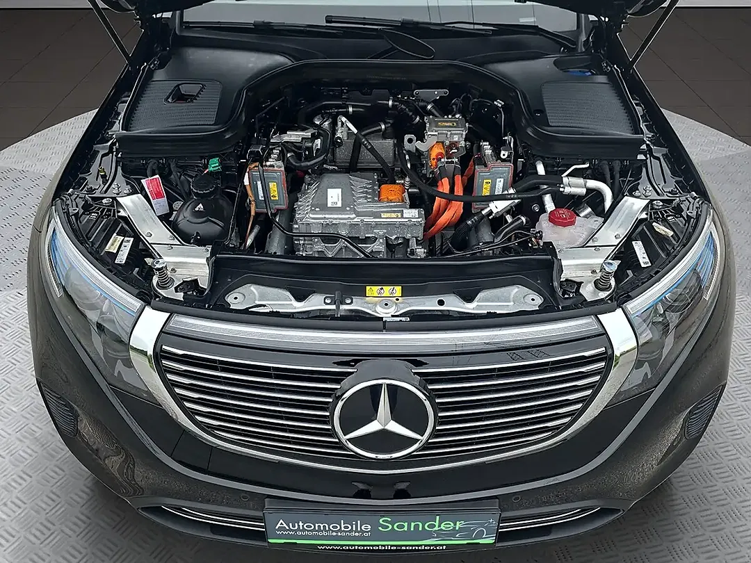 Mercedes-Benz EQC 400 4MATIC - Thumbnail 10