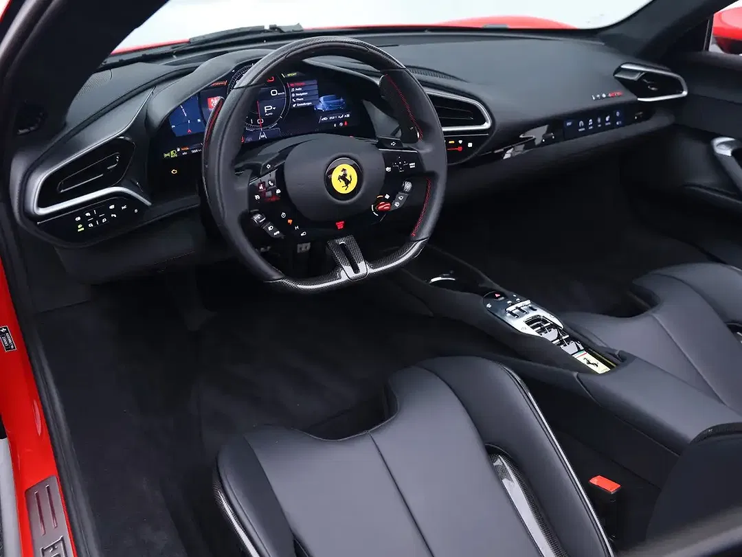 Ferrari 296 GTS - Thumbnail 10