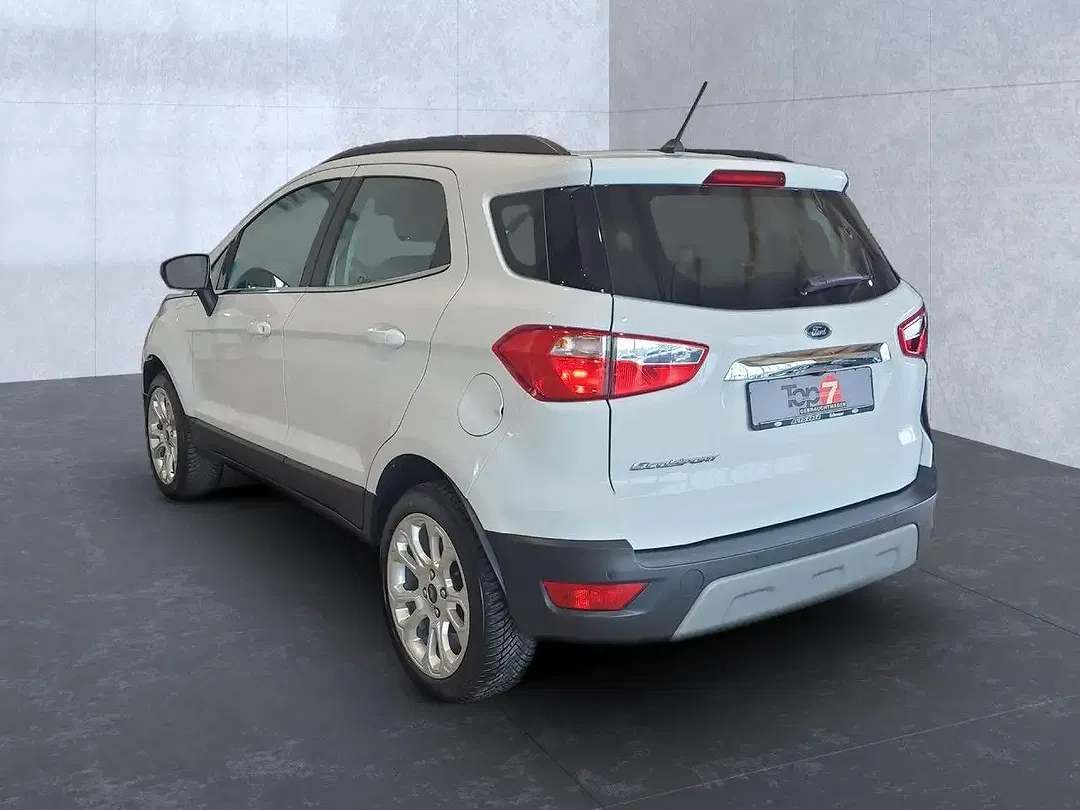 Ford EcoSport Titanium - Thumbnail 3