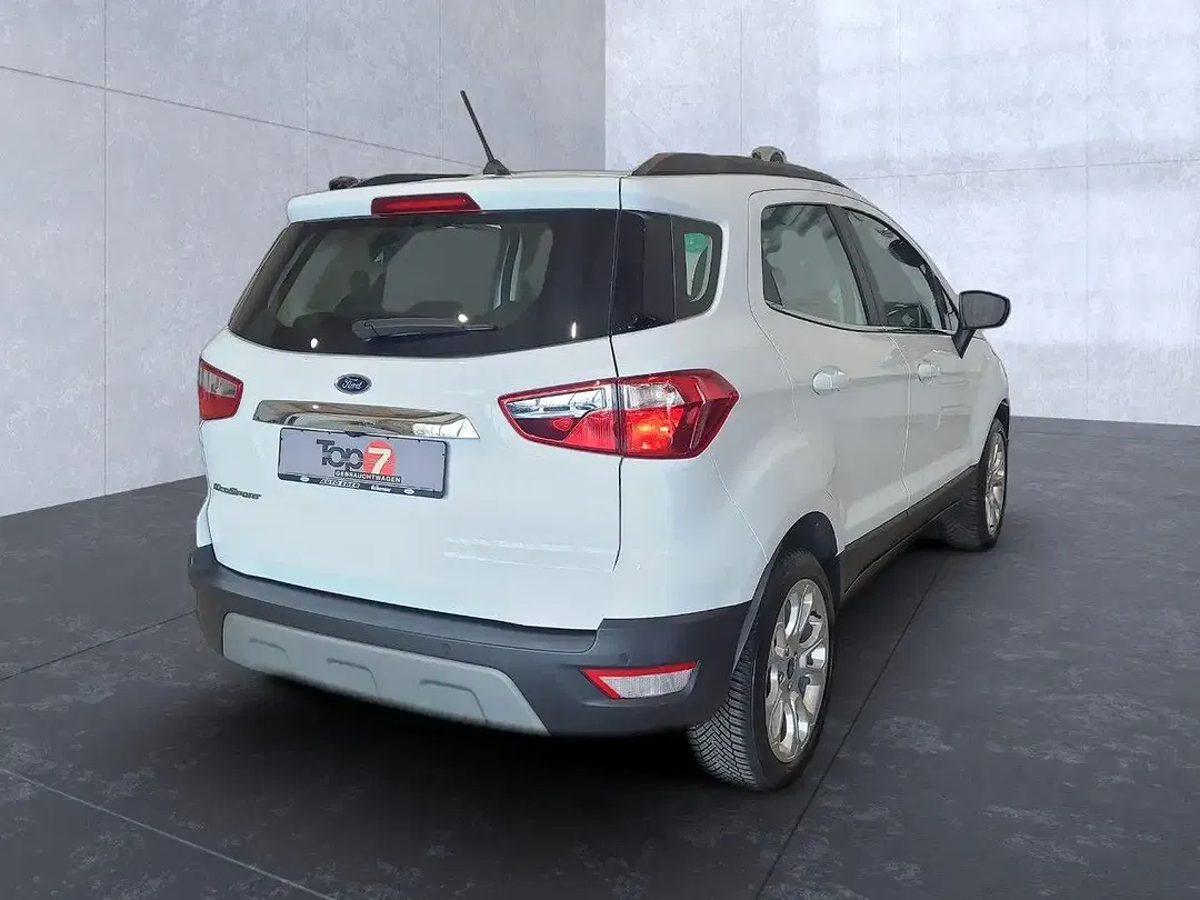 Ford EcoSport Titanium - Thumbnail 4