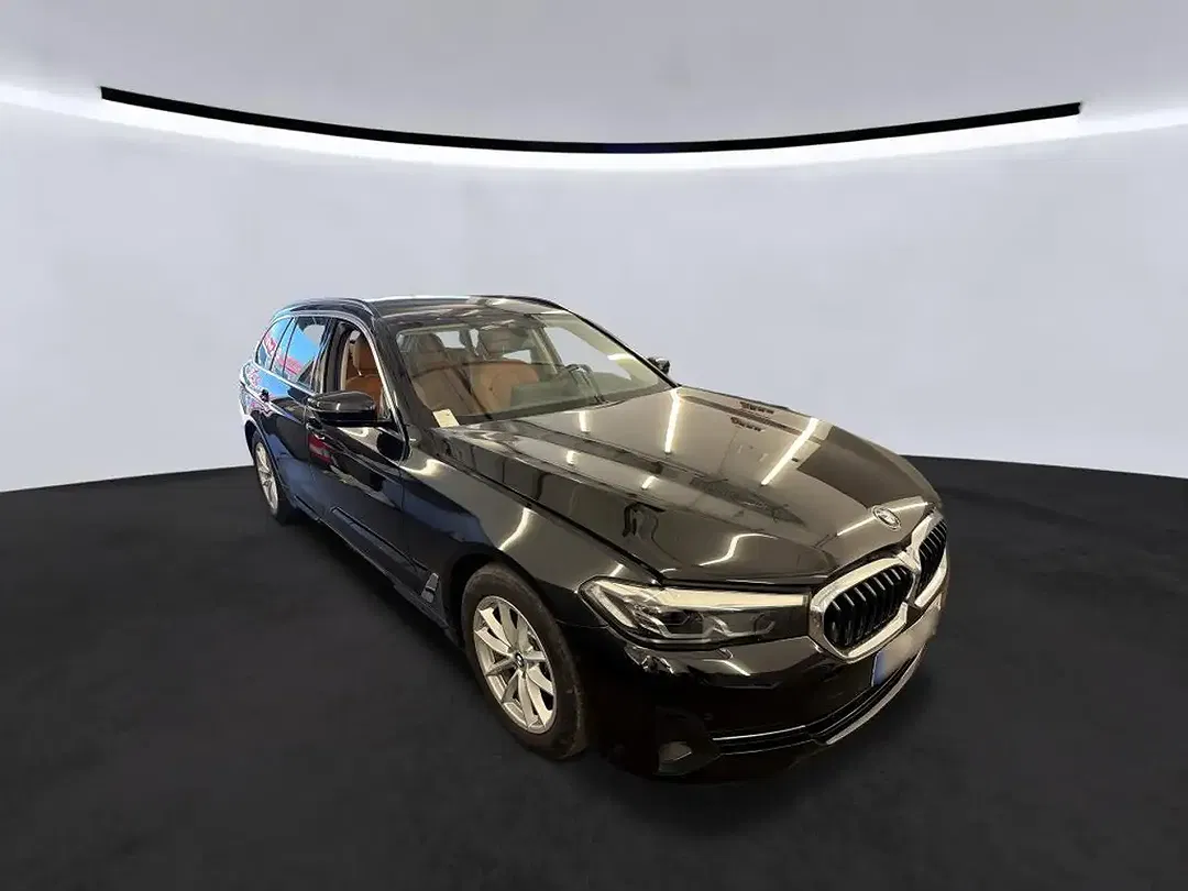 BMW 520 - Thumbnail 4