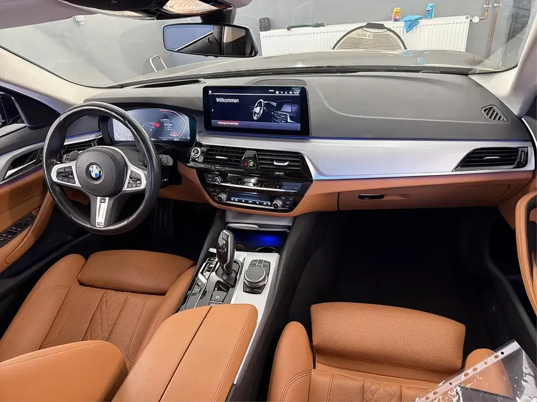 BMW 520 - Thumbnail 6