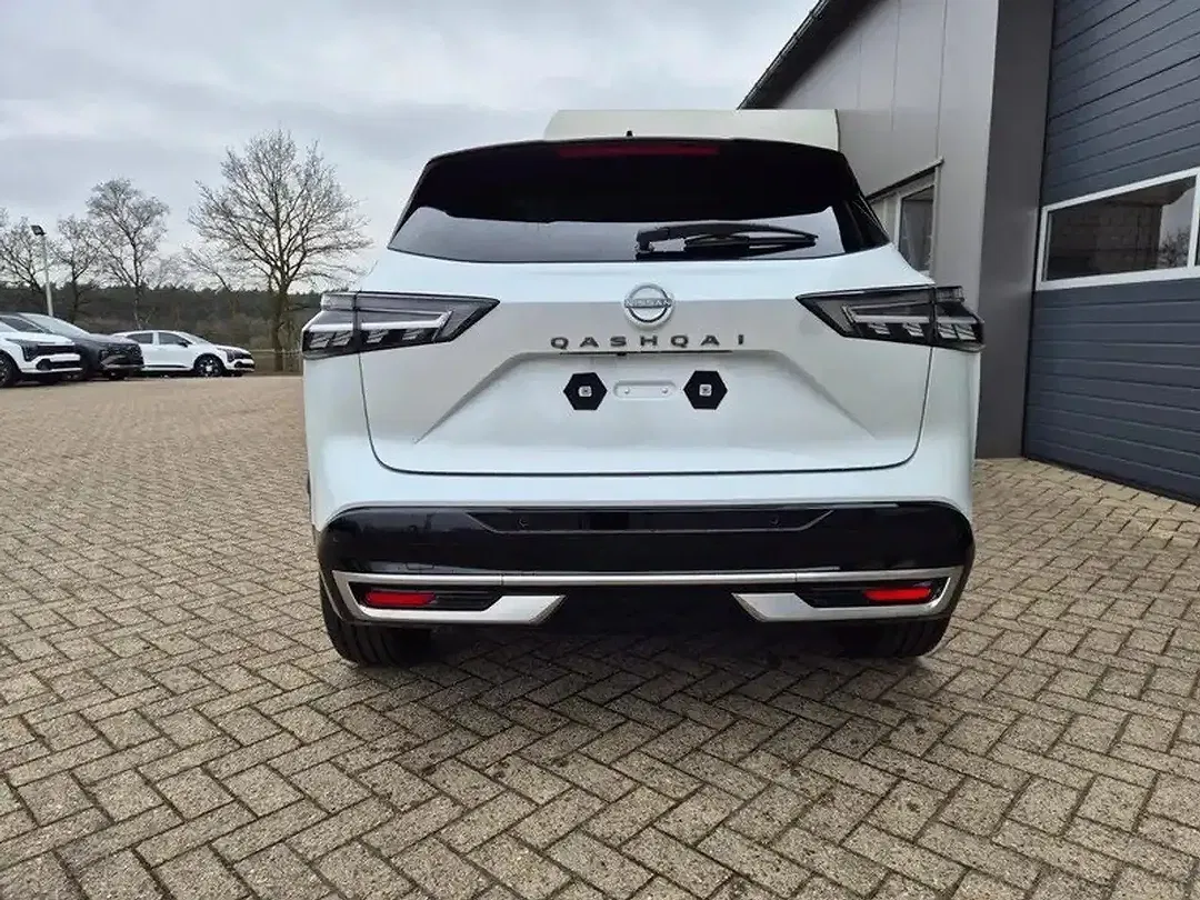 Nissan Qashqai 1.3 DIG-T MHEV Xtronic Tekna Premium - Thumbnail 4