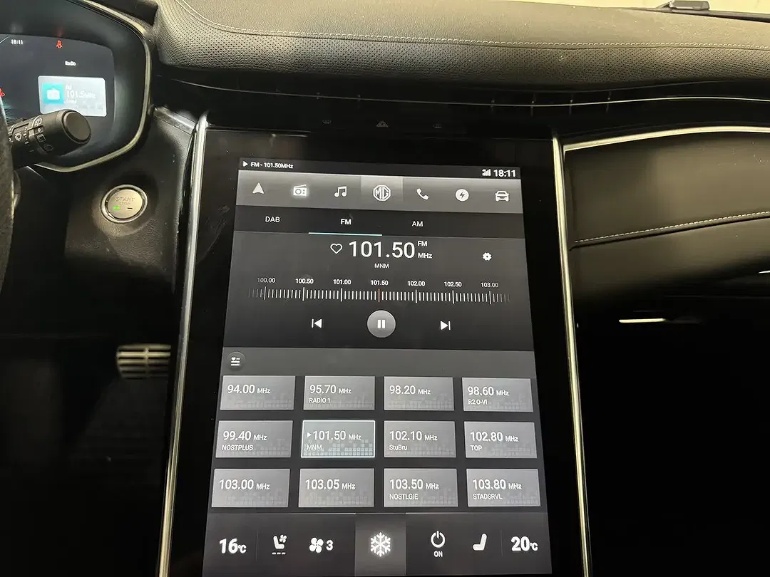 MG Marvel R EV Luxury - foto 15