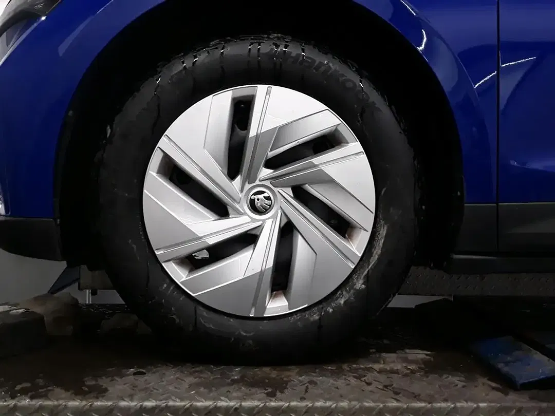 Skoda Enyaq 50 - foto 7