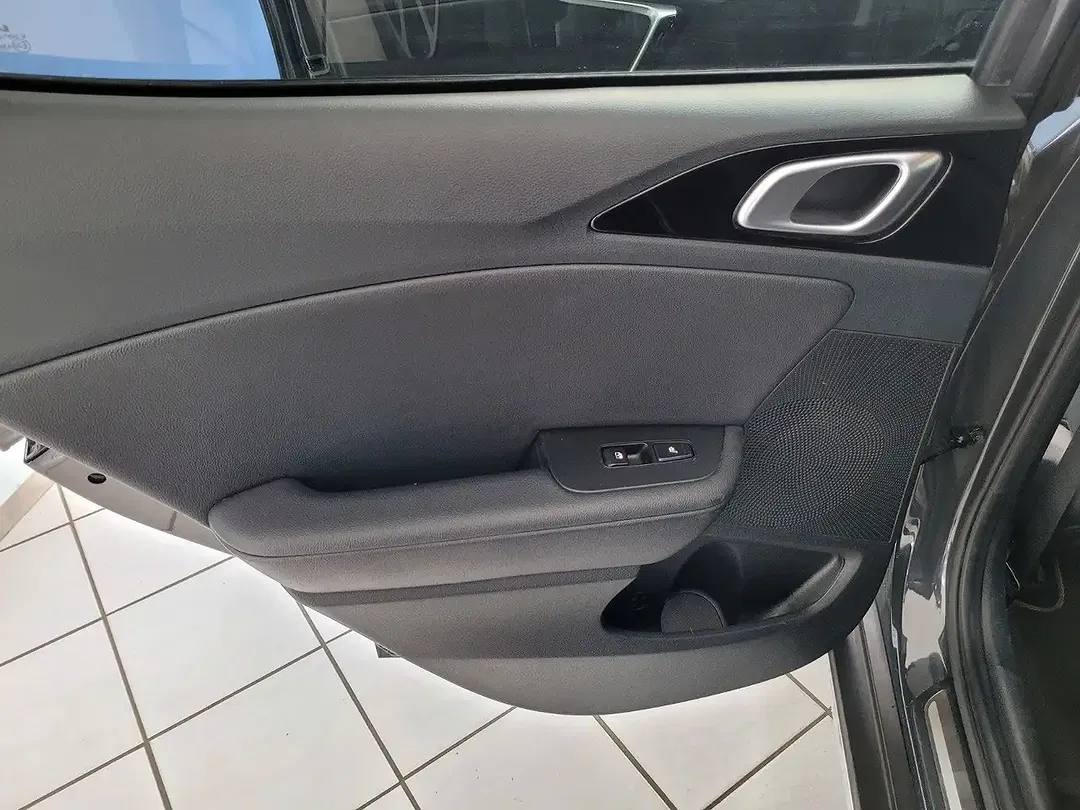 Kia XCeed DCT Xdition - foto 27