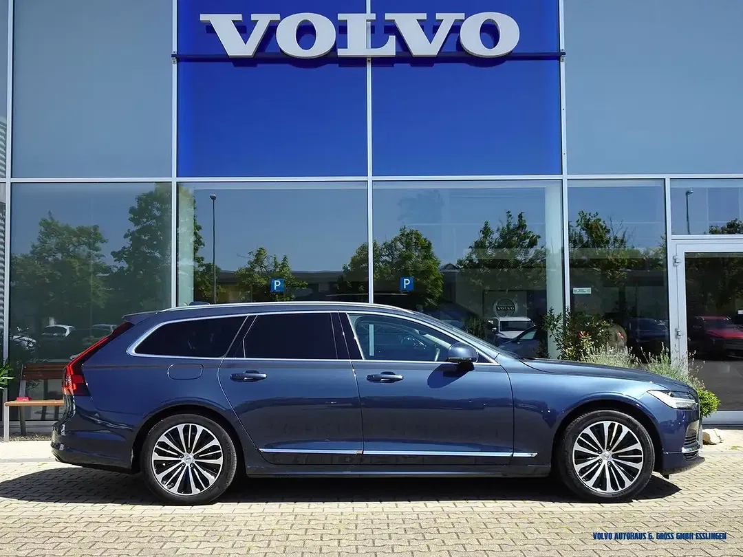 Volvo V90 T6 Geartronic AWD Recharge Core - Thumbnail 3