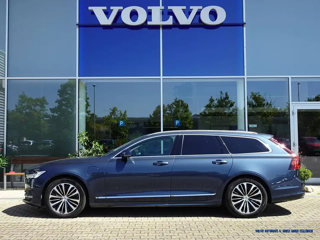 Volvo V90 T6 Geartronic AWD Recharge Core - Thumbnail 4