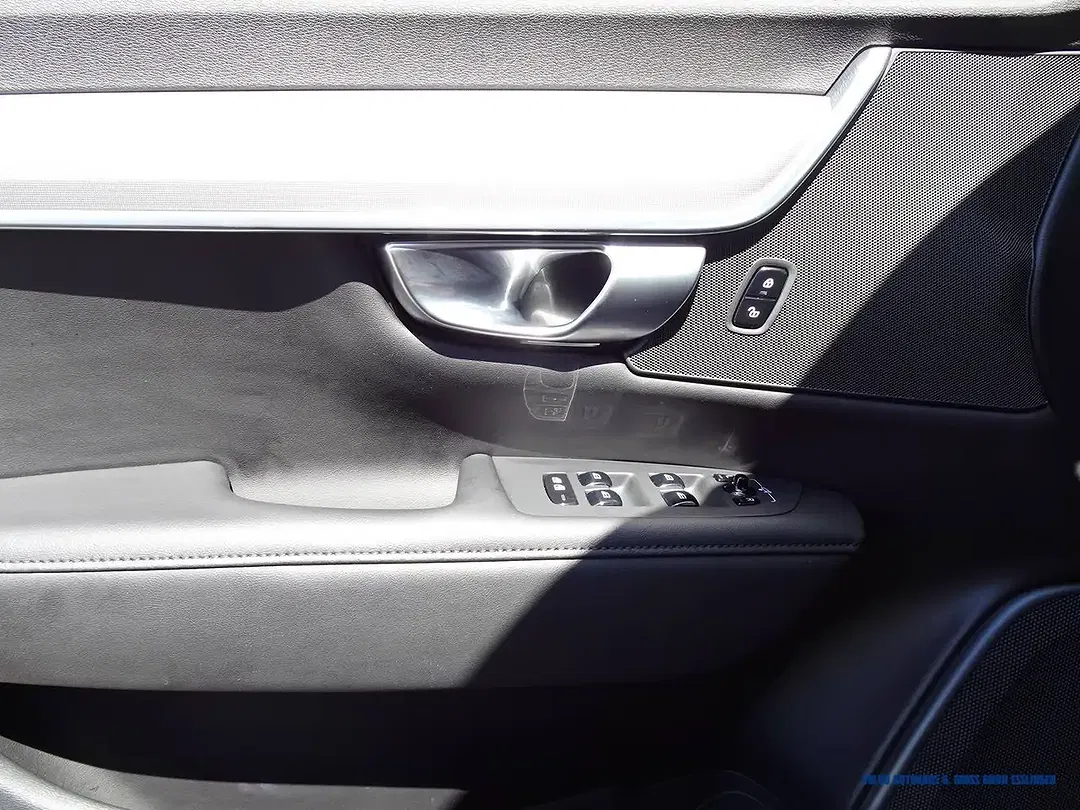 Volvo V90 T6 Geartronic AWD Recharge Core - Thumbnail 8