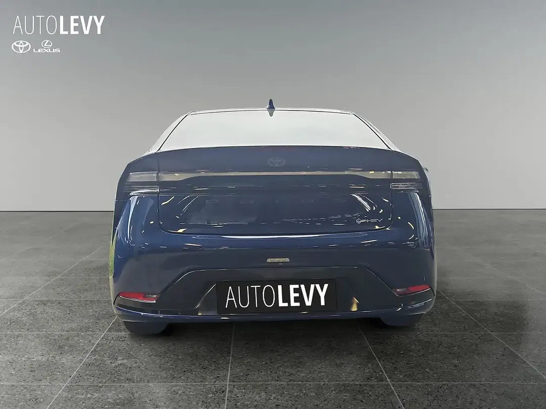 Toyota Prius Executive - Thumbnail 4