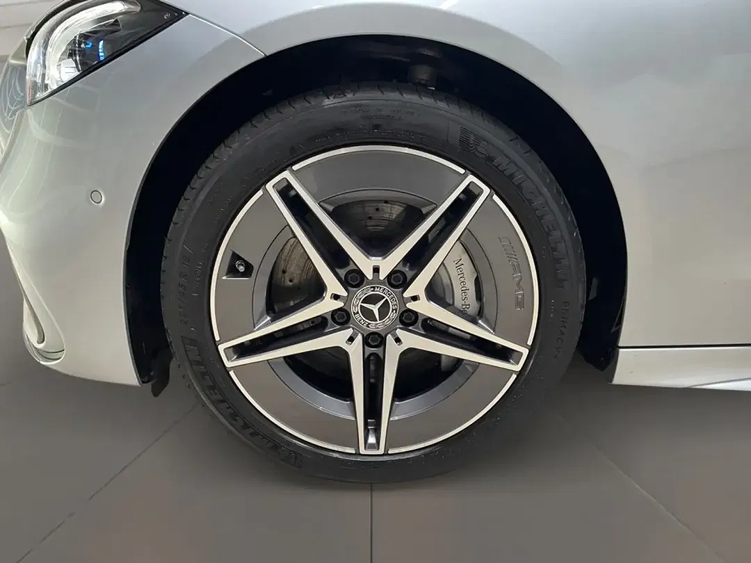 Mercedes-Benz C 300 AUT AMG MBUX - Thumbnail 9