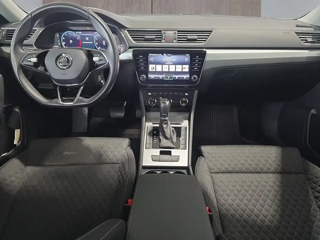 Skoda Superb 1.5 TSI DSG Combi - Thumbnail 11