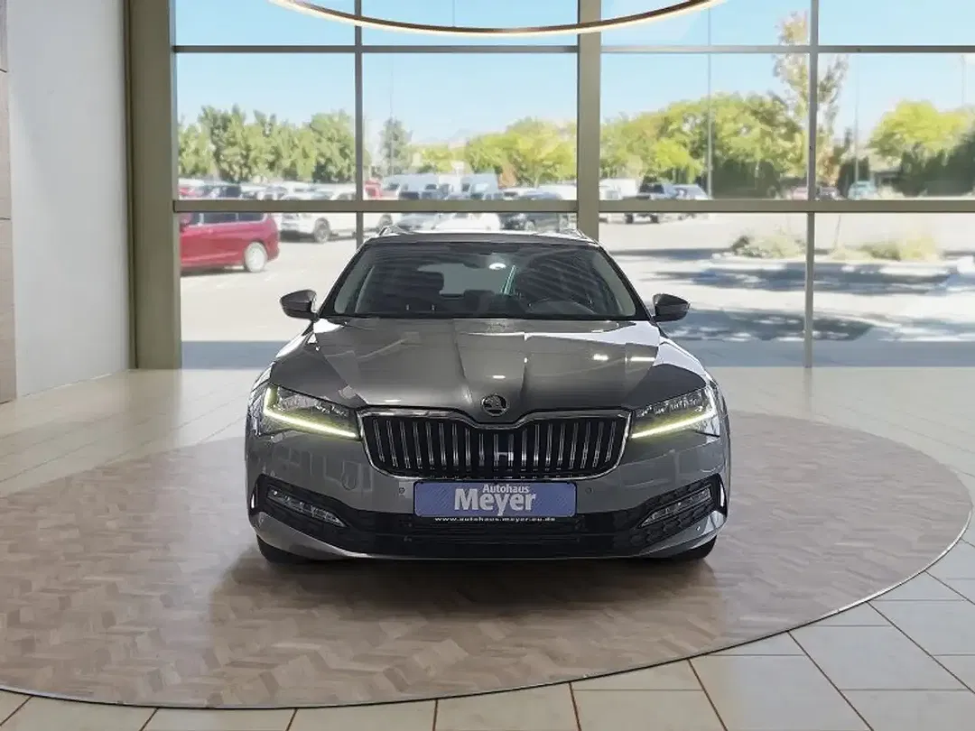 Skoda Superb 1.5 TSI DSG Combi - Thumbnail 9