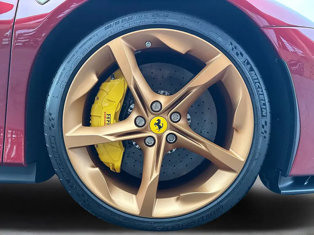 Ferrari SF90 Stradale - Thumbnail 12