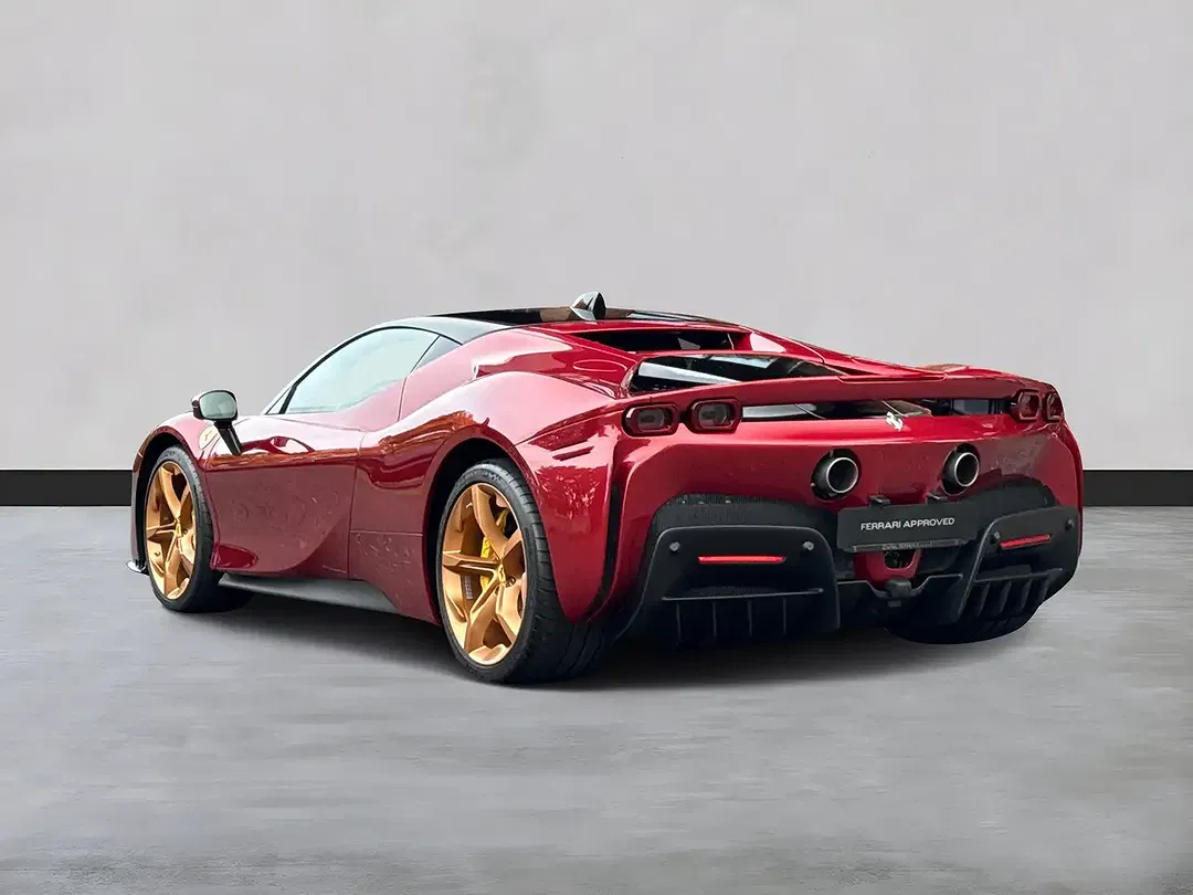 Ferrari SF90 Stradale - Thumbnail 9