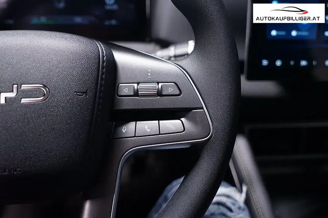 BYD Atto 2 EV Active - Thumbnail 11