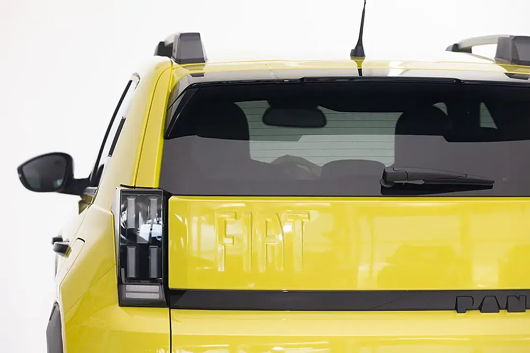 Fiat Grande Panda EV La Prima - Thumbnail 3