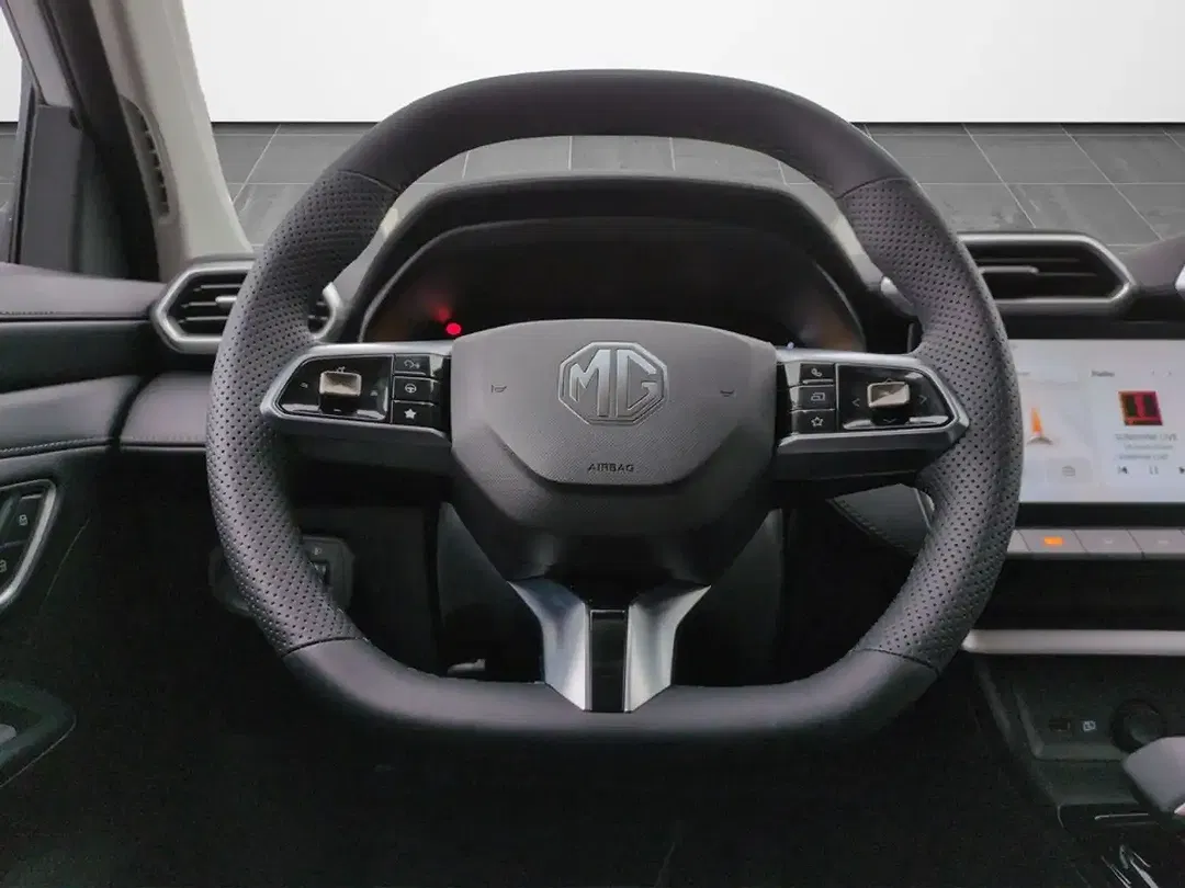 MG ZS Hybrid+ Luxury - Thumbnail 6
