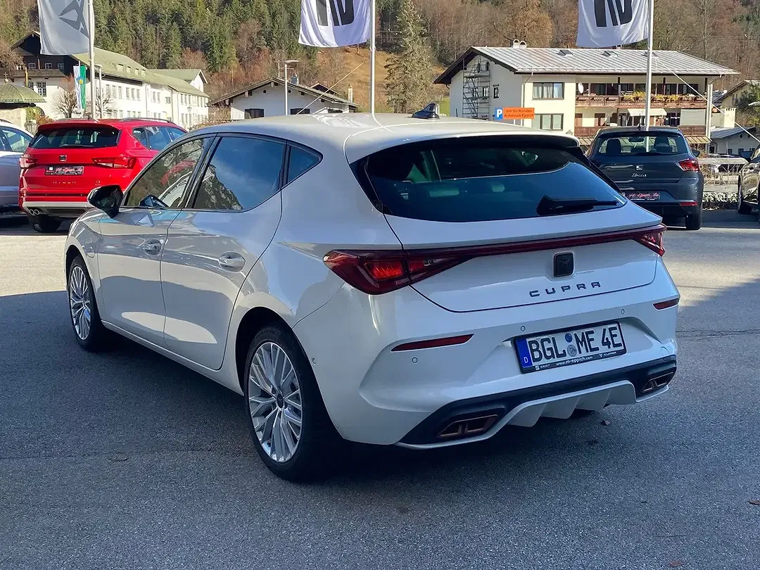 CUPRA Leon PHEV - Thumbnail 4