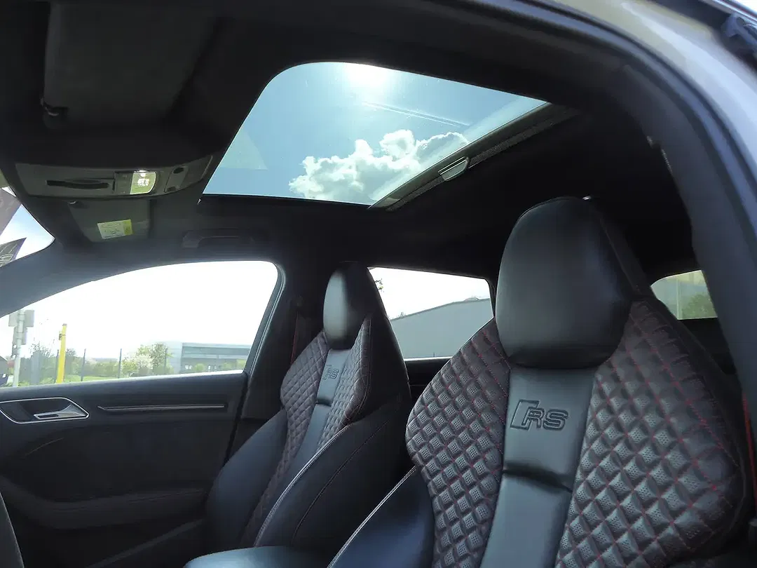 Audi RS3 2.5 TFSI quattro Matrix LED - Thumbnail 15