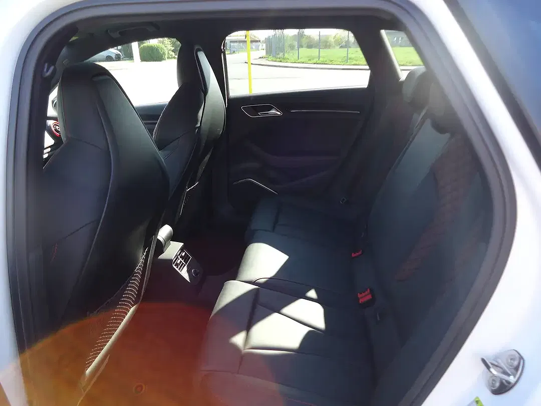 Audi RS3 2.5 TFSI quattro Matrix LED - Thumbnail 18