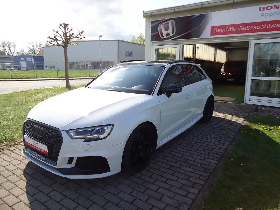 Audi RS3 2.5 TFSI quattro Matrix LED - Thumbnail 3