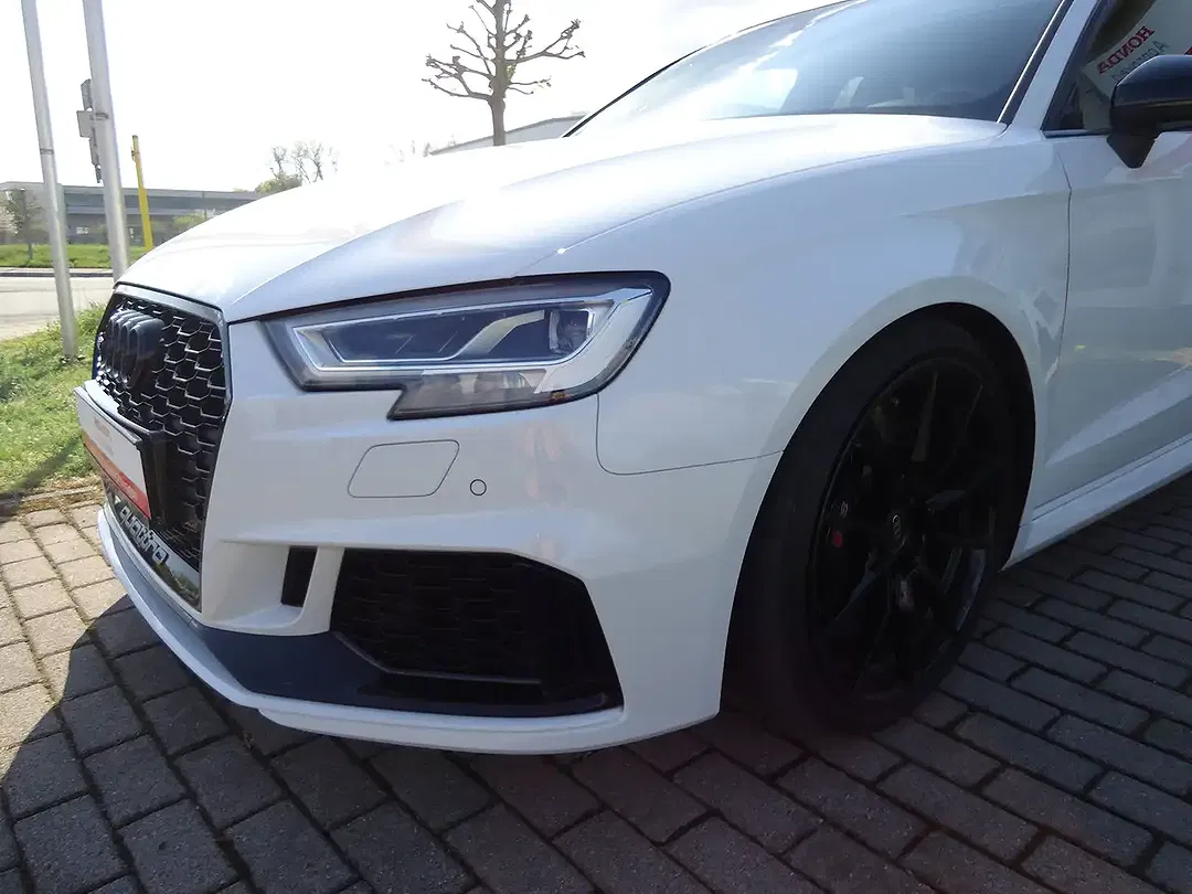 Audi RS3 2.5 TFSI quattro Matrix LED - Thumbnail 4