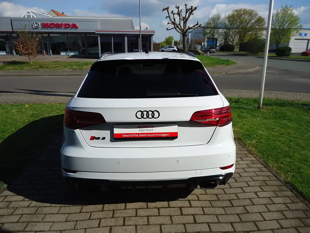 Audi RS3 2.5 TFSI quattro Matrix LED - Thumbnail 7