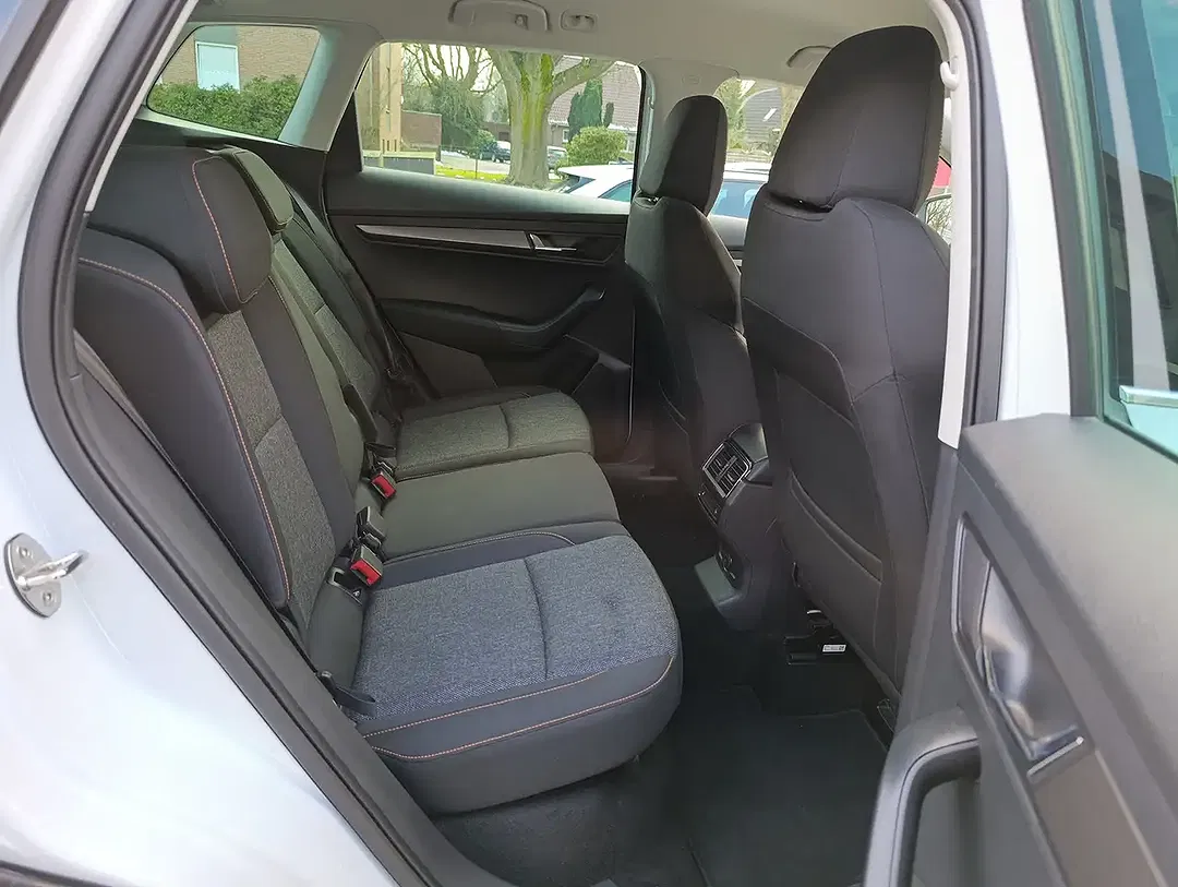 Skoda Karoq 1.0 TSI Clever - Thumbnail 8