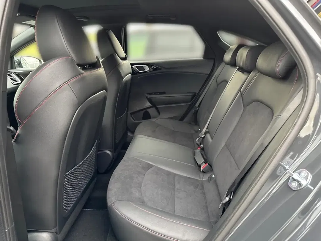 Kia ProCeed / pro_cee'd 1.6 DCT GT Comfort - Thumbnail 11