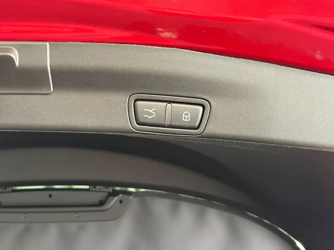 Alfa Romeo Stelvio Q4 Veloce - Thumbnail 14
