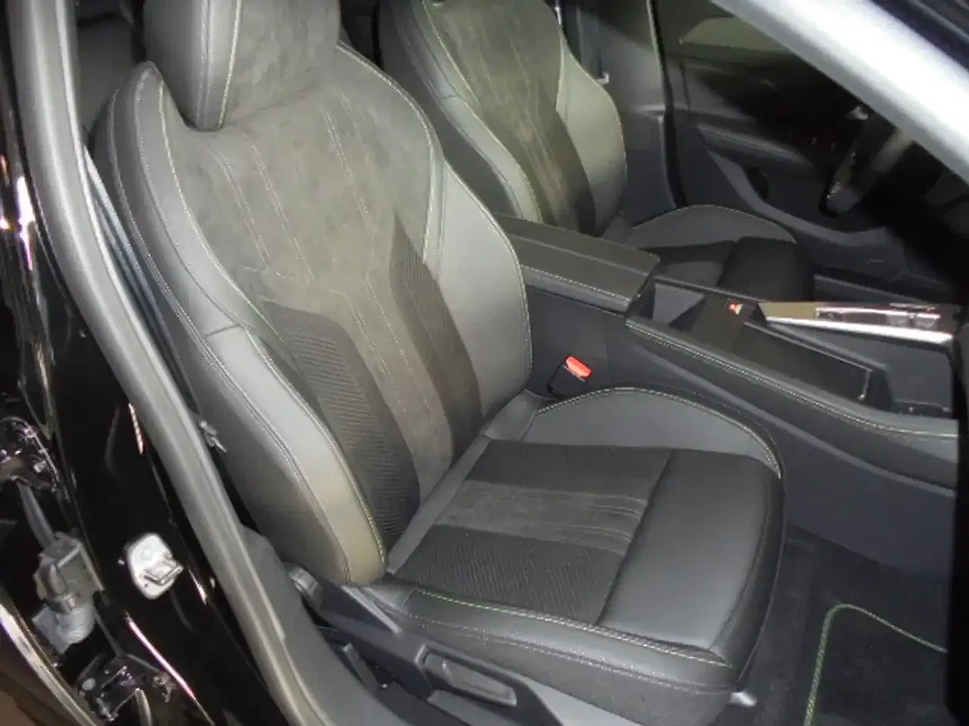 Peugeot 308 156 EV GT - Thumbnail 7