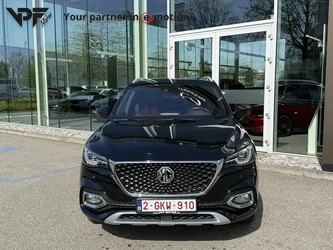MG EHS PHEV Hybrid Luxury - Thumbnail 4