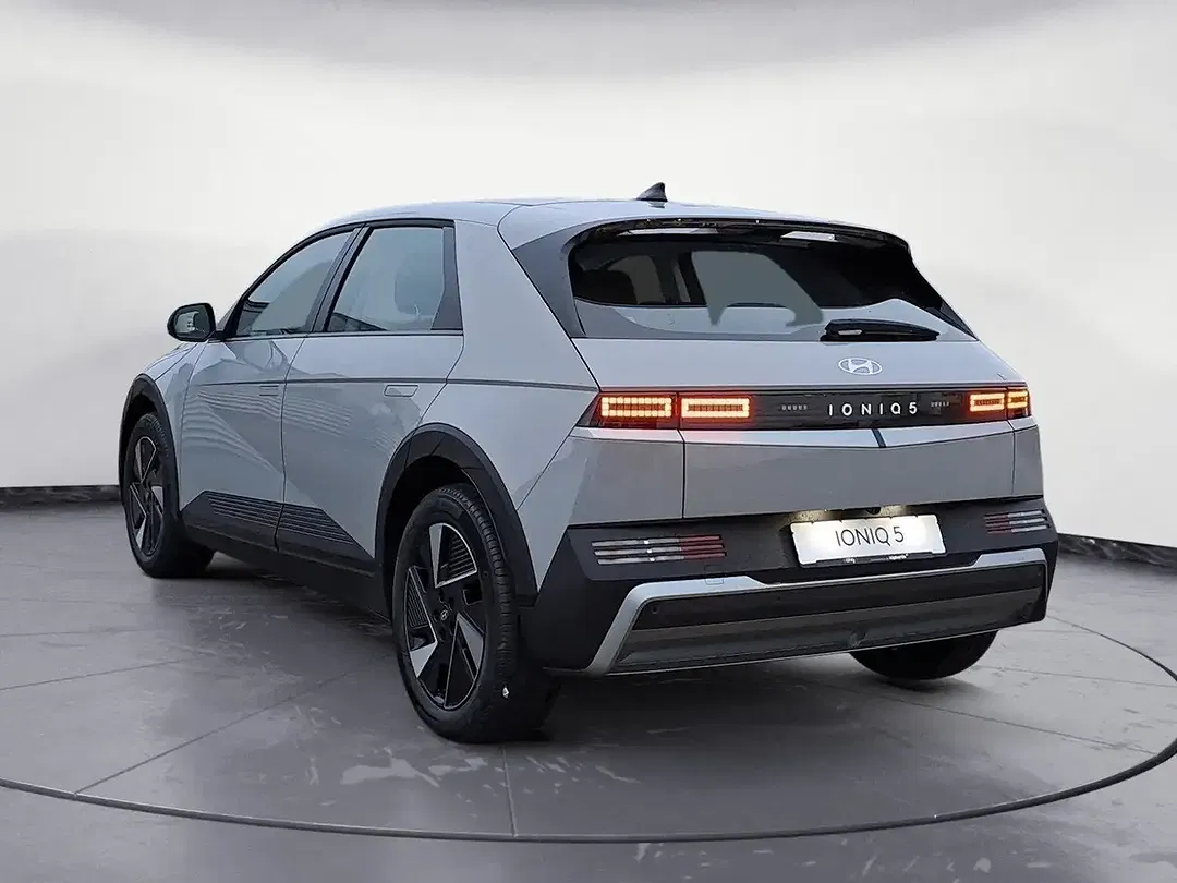 Hyundai IONIQ 5 - Thumbnail 4