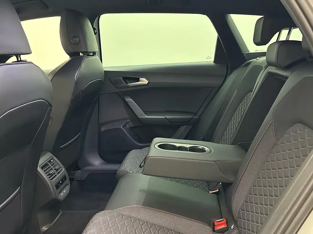 SEAT Leon 2.0 TDI DSG FR - Thumbnail 10