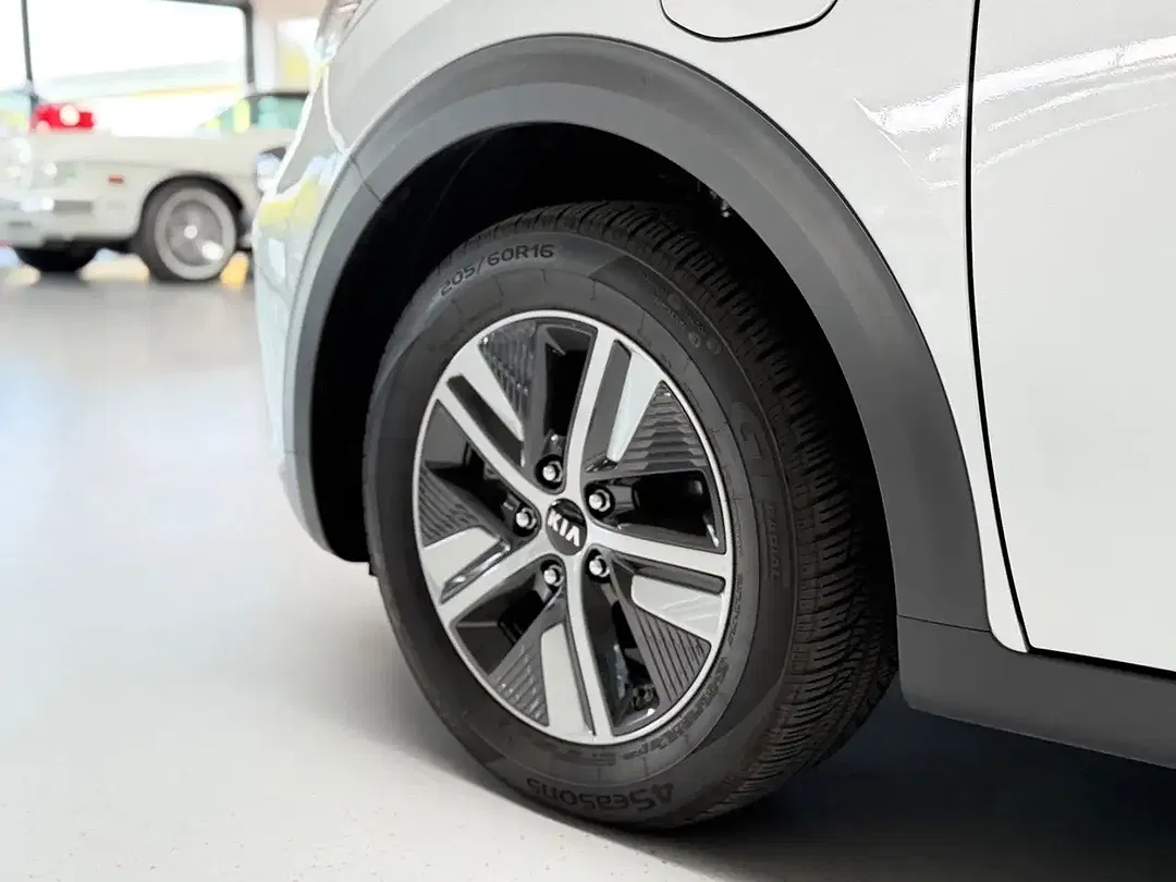 Kia Niro 1.6 Spirit - Thumbnail 8