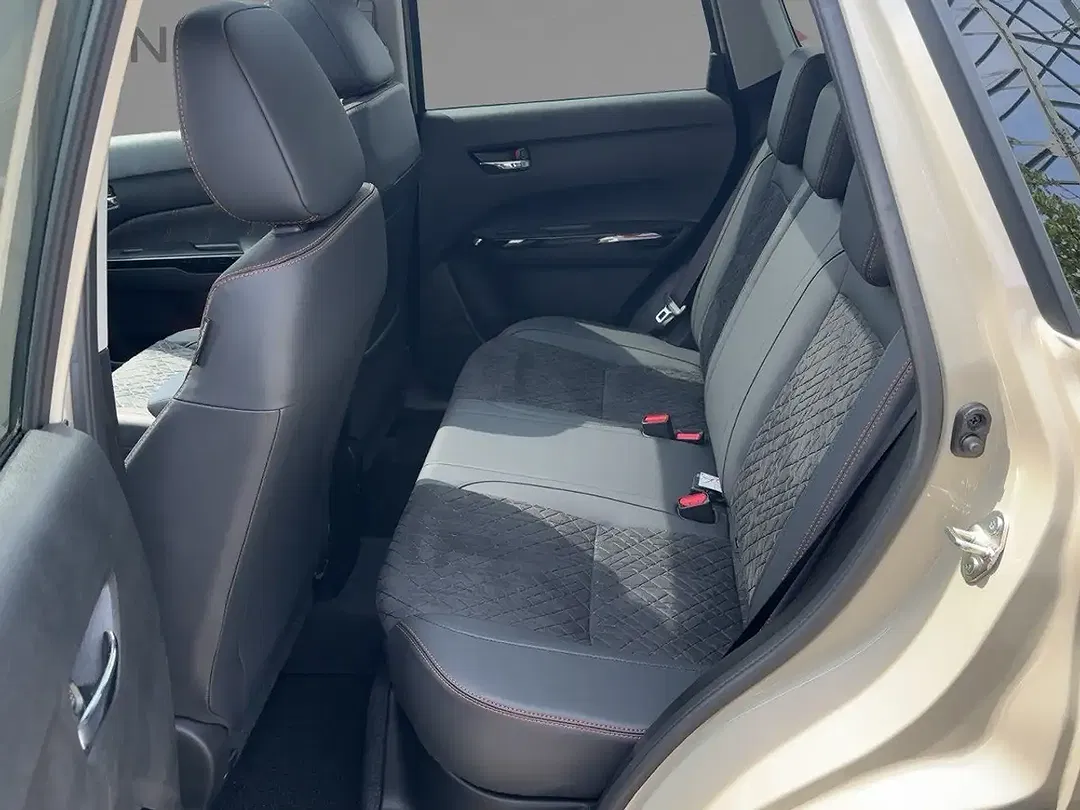 Suzuki Vitara 1.4 6AT Comfort+ - Thumbnail 9
