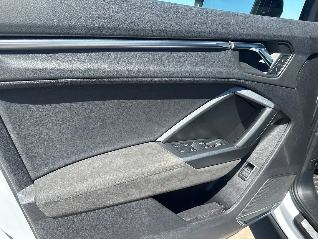 Audi RS Q3 Sportback - Thumbnail 14