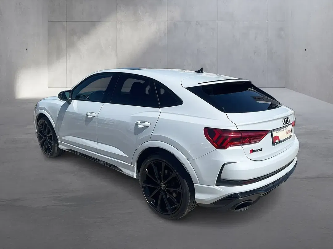 Audi RS Q3 Sportback - Thumbnail 3