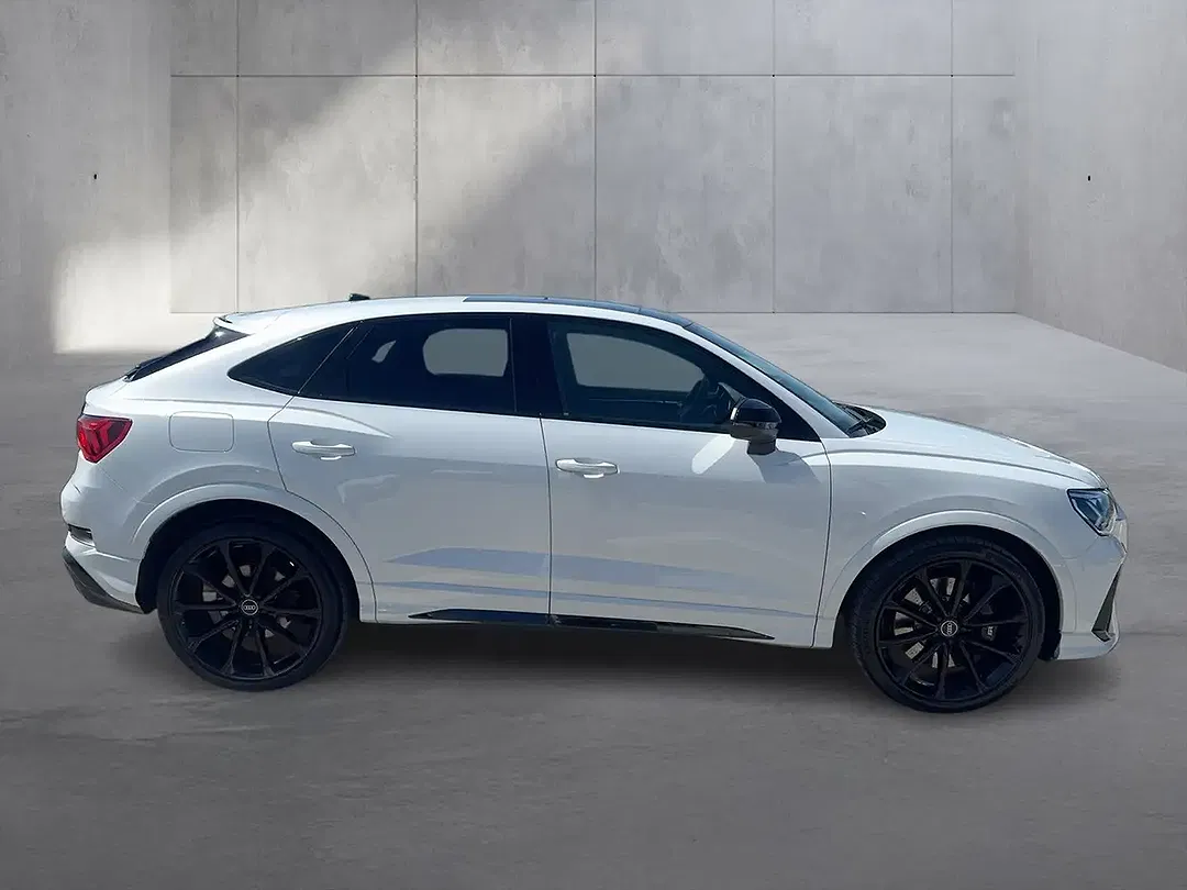 Audi RS Q3 Sportback - Thumbnail 6