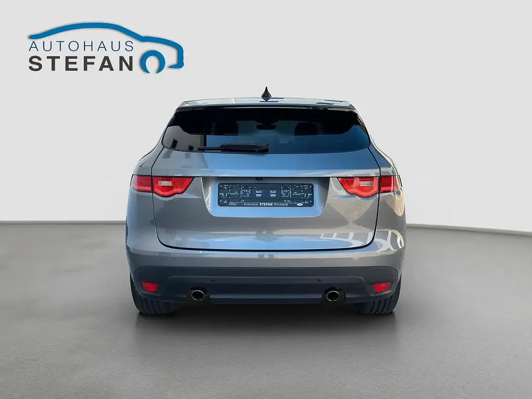 Jaguar F-Pace 25t AUT 4x4 R-Sport - Thumbnail 6