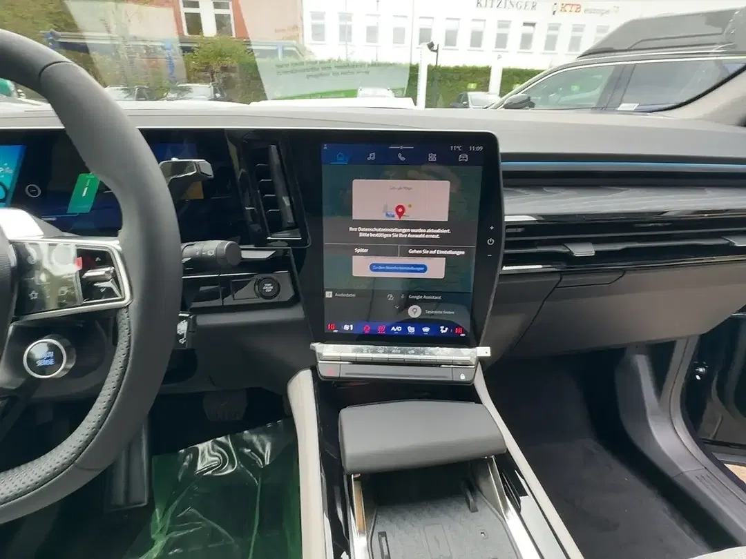 Renault Espace E-Tech Hybrid Iconic - Thumbnail 10