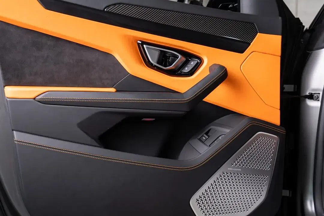 Lamborghini Urus V8 - foto 15