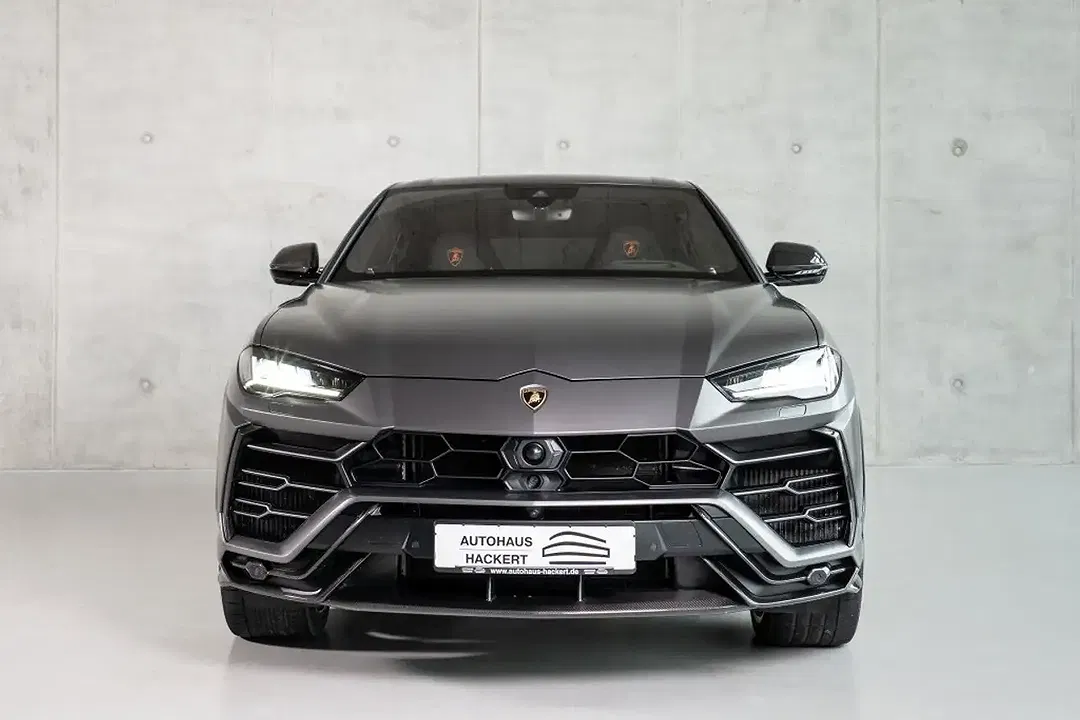 Lamborghini Urus V8 - Thumbnail 3