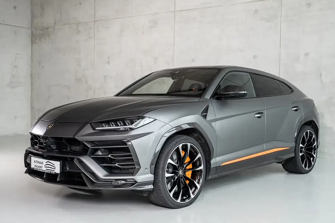 Lamborghini Urus V8 - Thumbnail 4